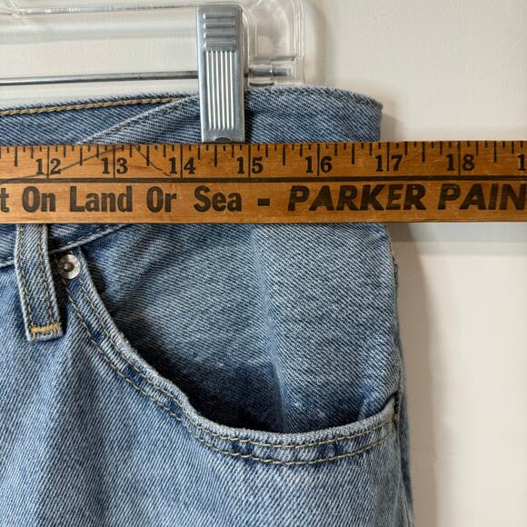 Levi's Women's '94 Baggy Jeans Distressed Blue Straight Size 30 - Picture 8 of 9